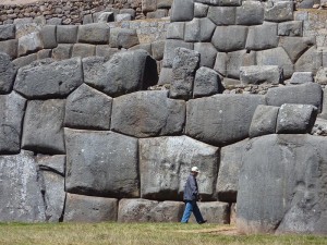 sacsayhuaman